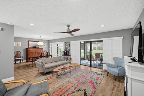 Townhouse in Fern Park, Florida 3 bedrooms, 173.91 sq.m. № 2387708 - photo 10