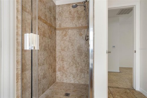 Купить виллу или дом в Уинтер-Гарден, Флорида 13 комнат, 261.43м2, № 1737177 - фото 27