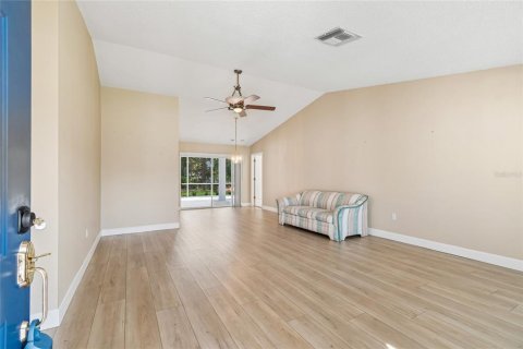 Villa ou maison à vendre à Hudson, Floride: 3 chambres, 173.63 m2 № 2196765 - photo 4