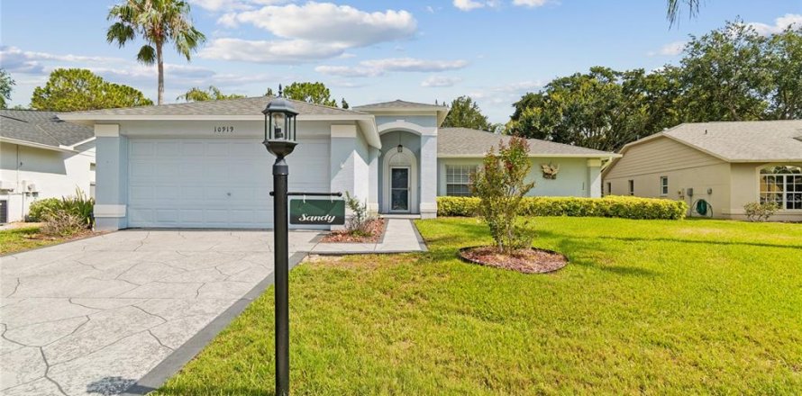 Villa ou maison à Hudson, Floride 3 chambres, 173.63 m2 № 2196765
