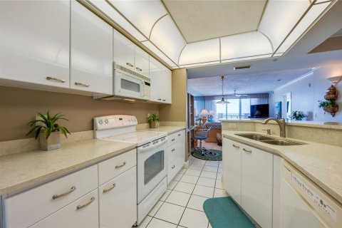 Condominio en venta en Ponce Inlet, Florida, 2 dormitorios, 153.75 m2 № 2318429 - foto 8