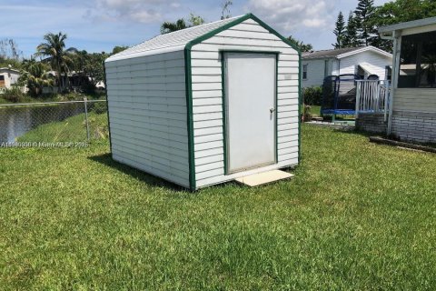 Купить виллу или дом в Хомстед, Флорида 2 спальни, 78.97м2, № 1952415 - фото 8