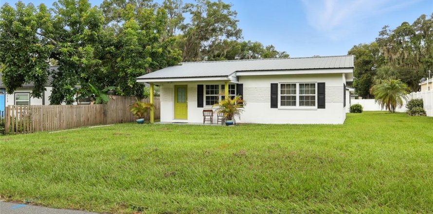Casa en Zephyrhills, Florida 2 dormitorios, 86.96 m2 № 1916703