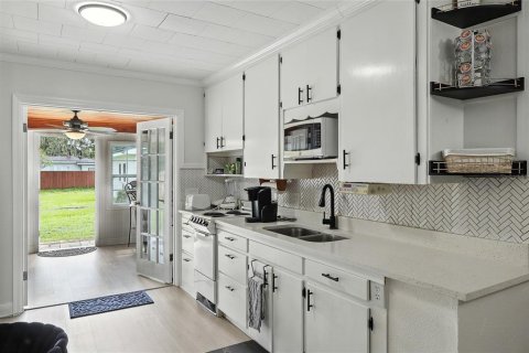 Casa en venta en Zephyrhills, Florida, 2 dormitorios, 86.96 m2 № 1916703 - foto 5