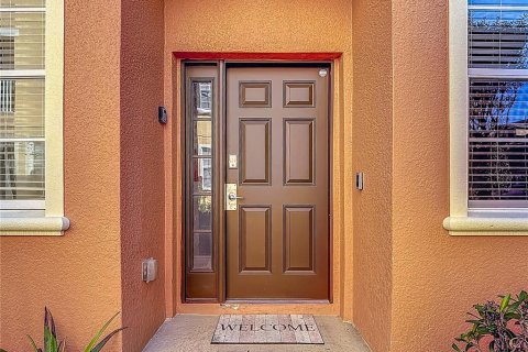 Adosado en venta en Four Corners, Florida, 4 dormitorios, 172.98 m2 № 2124639 - foto 5