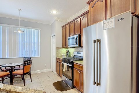 Adosado en venta en Four Corners, Florida, 4 dormitorios, 172.98 m2 № 2124639 - foto 13