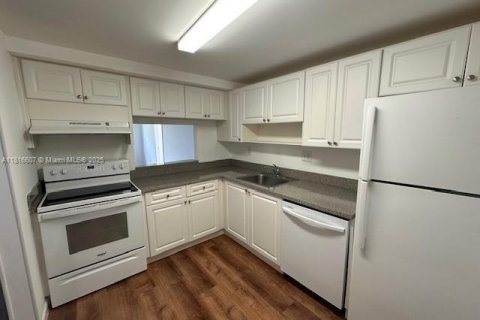 Купить кондоминиум в Майами, Флорида 3 спальни, 112.32м2, № 1772579 - фото 8