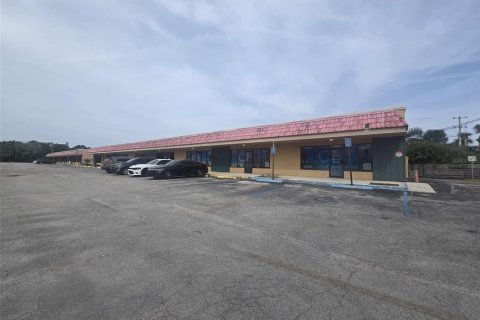 Propiedad comercial en venta en St. Lucie, Florida № 1720934 - foto 11