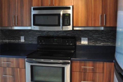 Купить кондоминиум в Норт-Майами, Флорида 1 спальня, 68.75м2, № 1829006 - фото 4
