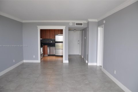 Купить кондоминиум в Норт-Майами, Флорида 1 спальня, 68.75м2, № 1829006 - фото 15