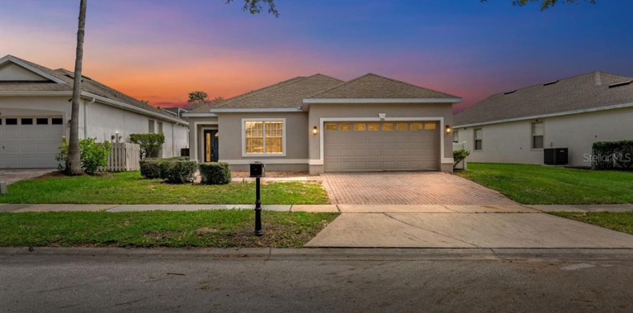 Casa en Davenport, Florida 4 dormitorios, 134.89 m2 № 1909615