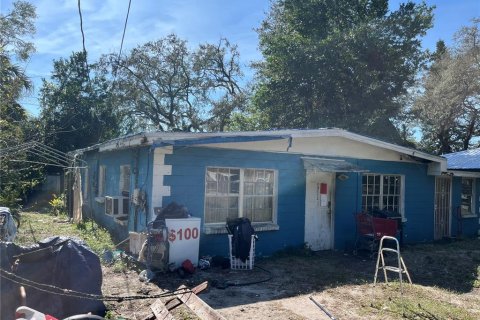 House in Tampa, Florida 2 bedrooms, 139.26 sq.m. № 1765124 - photo 5