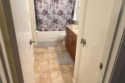 Condo in Orlando, Florida, 2 bedrooms  № 1759480 - photo 14