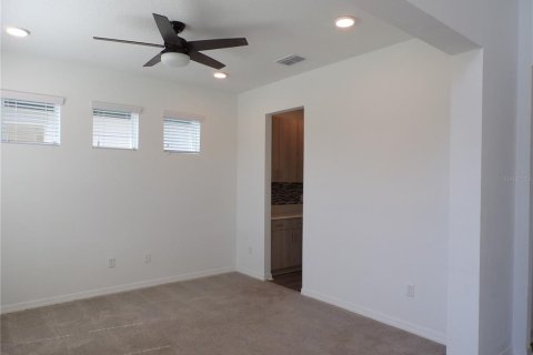House in Wesley Chapel, Florida 5 bedrooms, 328.04 sq.m. № 1870581 - photo 11