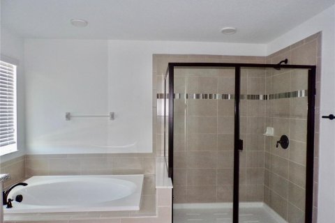 House in Wesley Chapel, Florida 5 bedrooms, 328.04 sq.m. № 1870581 - photo 24