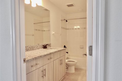 House in Wesley Chapel, Florida 5 bedrooms, 328.04 sq.m. № 1870581 - photo 19