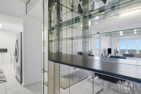 Купить кондоминиум в Холливуд, Флорида 3 комнаты, 92.53м2, № 2146017 - фото 8