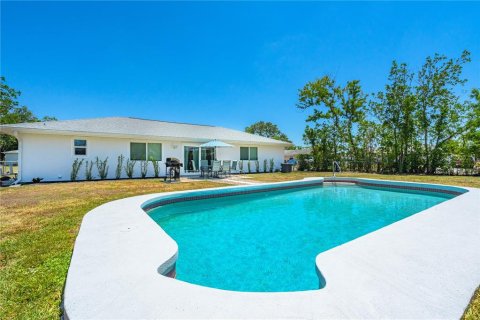 House in North Port, Florida 3 bedrooms, 117.52 sq.m. № 1662122 - photo 5