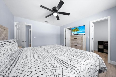 House in North Port, Florida 3 bedrooms, 117.52 sq.m. № 1662122 - photo 22