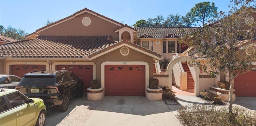 Condominio en Orlando, Florida, 2 dormitorios  № 2156354