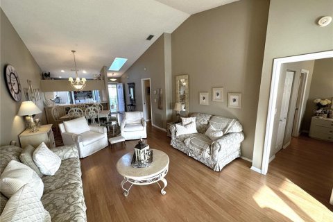 Townhouse in Bradenton, Florida 2 bedrooms, 127.09 sq.m. № 1516135 - photo 8