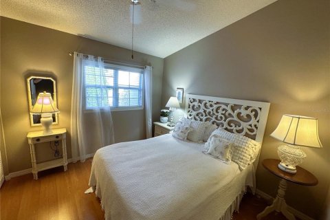 Townhouse in Bradenton, Florida 2 bedrooms, 127.09 sq.m. № 1516135 - photo 20