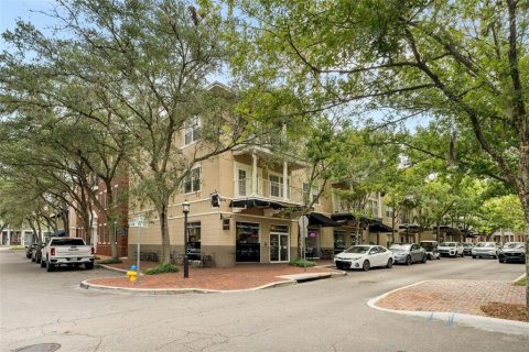 Condominio en Gainesville, Florida, 3 dormitorios  № 2259184