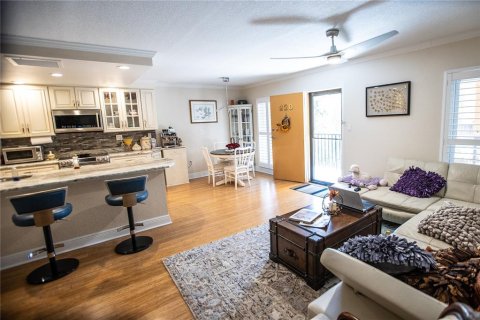 Condo in Saint Pete Beach, Florida, 3 bedrooms  № 1539932 - photo 22