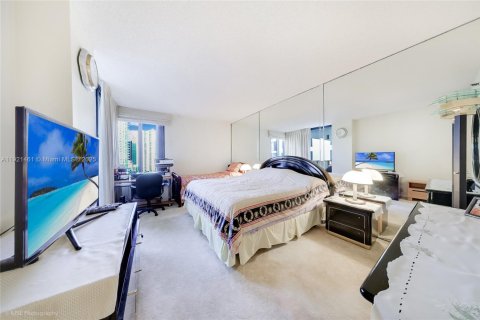 Copropriété à louer à Miami, Floride: 2 chambres, 136.01 m2 № 1975613 - photo 8