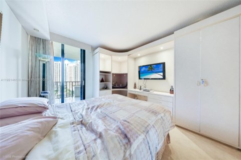 Copropriété à louer à Miami, Floride: 2 chambres, 136.01 m2 № 1975613 - photo 12