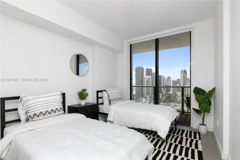 Condominio en alquiler en Miami, Florida, 2 dormitorios, 81.57 m2 № 2085091 - foto 17