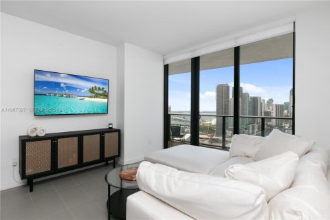 Condominio en alquiler en Miami, Florida, 2 dormitorios, 81.57 m2 № 2085091 - foto 8