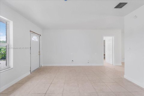 Купить виллу или дом в Холливуд, Флорида 3 спальни, 83.61м2, № 1971200 - фото 27