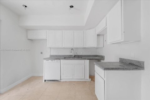 Купить виллу или дом в Холливуд, Флорида 3 спальни, 83.61м2, № 1971200 - фото 14