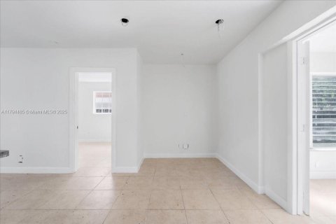 Купить виллу или дом в Холливуд, Флорида 3 спальни, 83.61м2, № 1971200 - фото 29