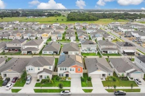 Casa en alquiler en Haines City, Florida, 6 dormitorios, 358.51 m2 № 1900504 - foto 24