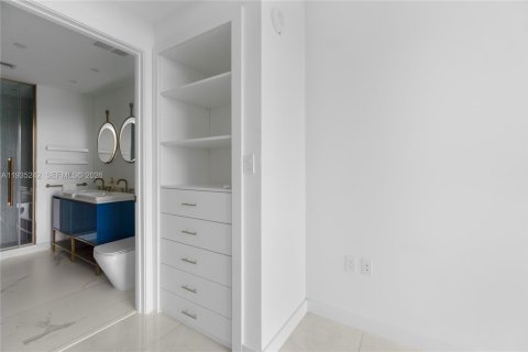 Купить кондоминиум в Майами, Флорида 1 спальня, 54.07м2, № 1997504 - фото 21