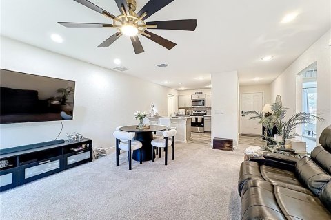 Casa en venta en Kissimmee, Florida, 3 dormitorios, 115.94 m2 № 1907003 - foto 10
