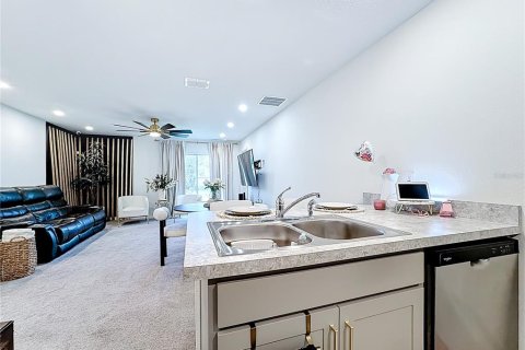 Casa en venta en Kissimmee, Florida, 3 dormitorios, 115.94 m2 № 1907003 - foto 18