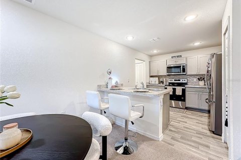 Casa en venta en Kissimmee, Florida, 3 dormitorios, 115.94 m2 № 1907003 - foto 14