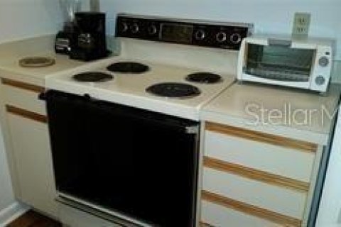 Снять в аренду виллу или дом в Сарасота, Флорида 4 комнаты, 63.17м2, № 2195691 - фото 8