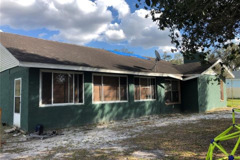 House in Plant City, Florida 3 bedrooms, 187.66 sq.m. № 1869235 - photo 11