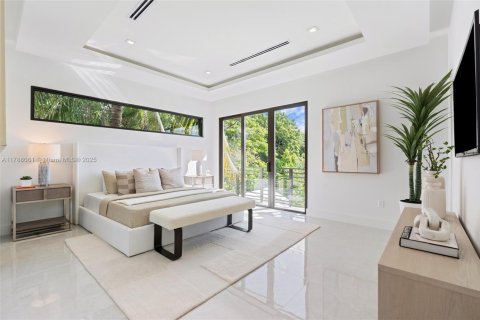 Touwnhouse à vendre à Miami, Floride: 3 chambres, 208.75 m2 № 1645366 - photo 14