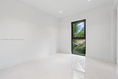 Touwnhouse à vendre à Miami, Floride: 3 chambres, 208.75 m2 № 1645366 - photo 20
