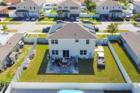 House in Homestead, Florida 4 bedrooms, 201.04 sq.m. № 1703644 - photo 28