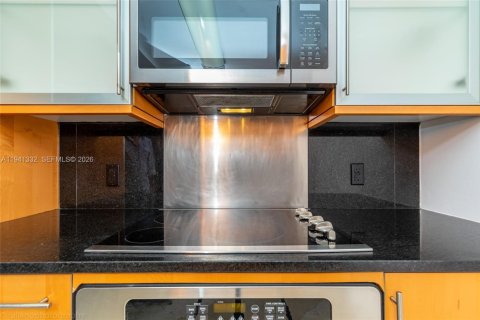 Снять в аренду кондоминиум в Майами-Бич, Флорида 1 спальня, 75.07м2, № 1998688 - фото 11