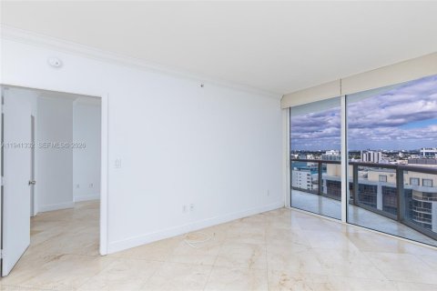 Снять в аренду кондоминиум в Майами-Бич, Флорида 1 спальня, 75.07м2, № 1998688 - фото 6