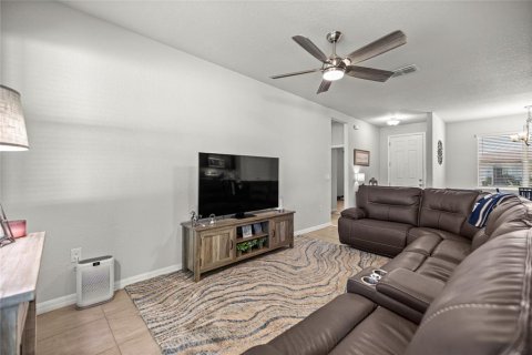 House in Ocala, Florida 3 bedrooms, 150.41 sq.m. № 1903467 - photo 13