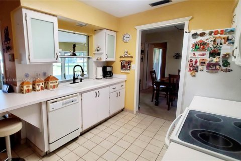 Casa en venta en Tamarac, Florida, 2 dormitorios, 175.03 m2 № 1412199 - foto 19