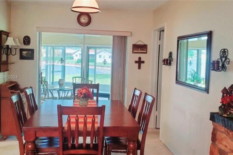 Casa en venta en Tamarac, Florida, 2 dormitorios, 175.03 m2 № 1412199 - foto 13